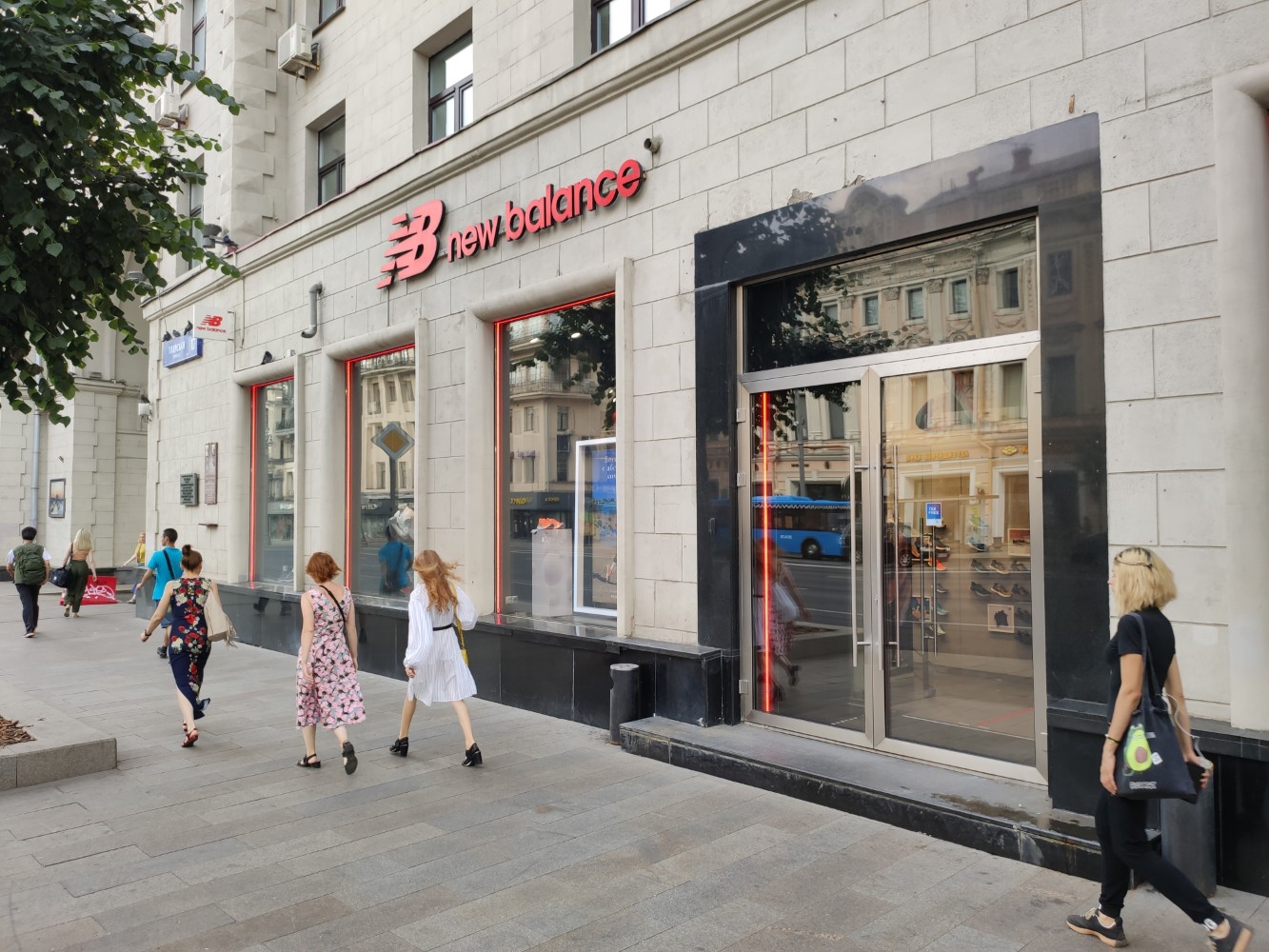 Trendzone тверской бул 28 17 фото Особенности спортивного магазина New Balance в Москве, Тверской бульвар, 28/17 -
