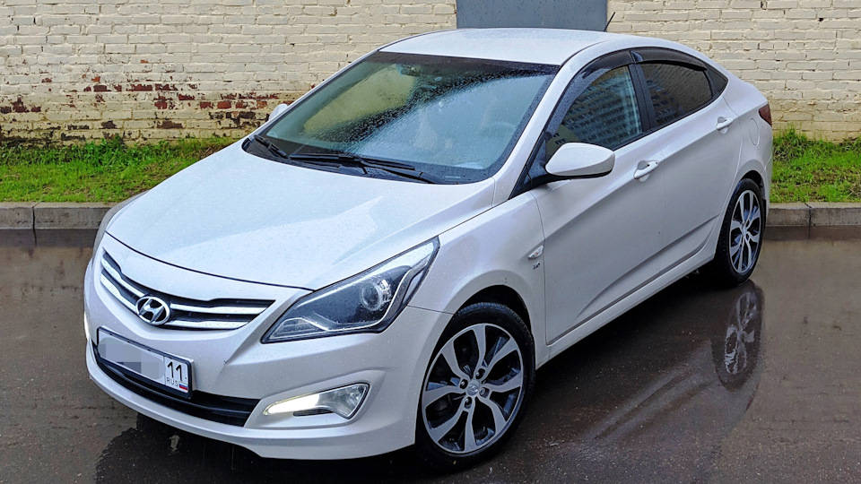 Ts7mekede на хендай солярис фото Hyundai Solaris 1.6 бензиновый 2015 R17 на DRIVE2