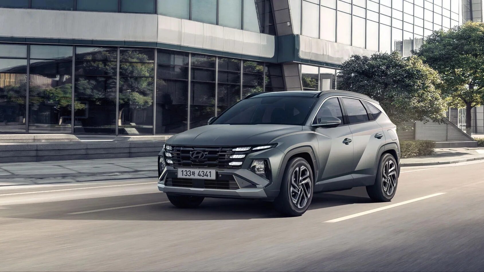 Tucson 2024 интерьер Обновлённый Hyundai Tucson полностью рассекречен, объявлены цены (для Южной Коре
