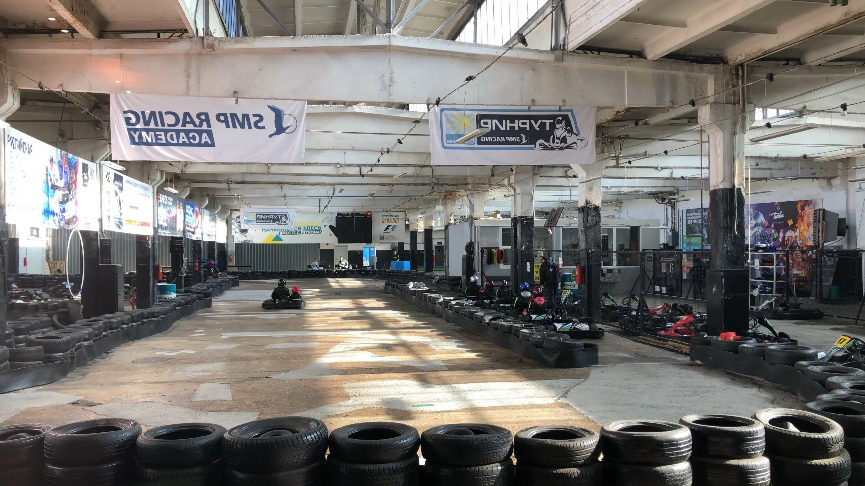 Turba karting hall инновационная ул 8 фото Филиал удалён в Екатеринбурге - отзыв и оценка - Andy Macfry