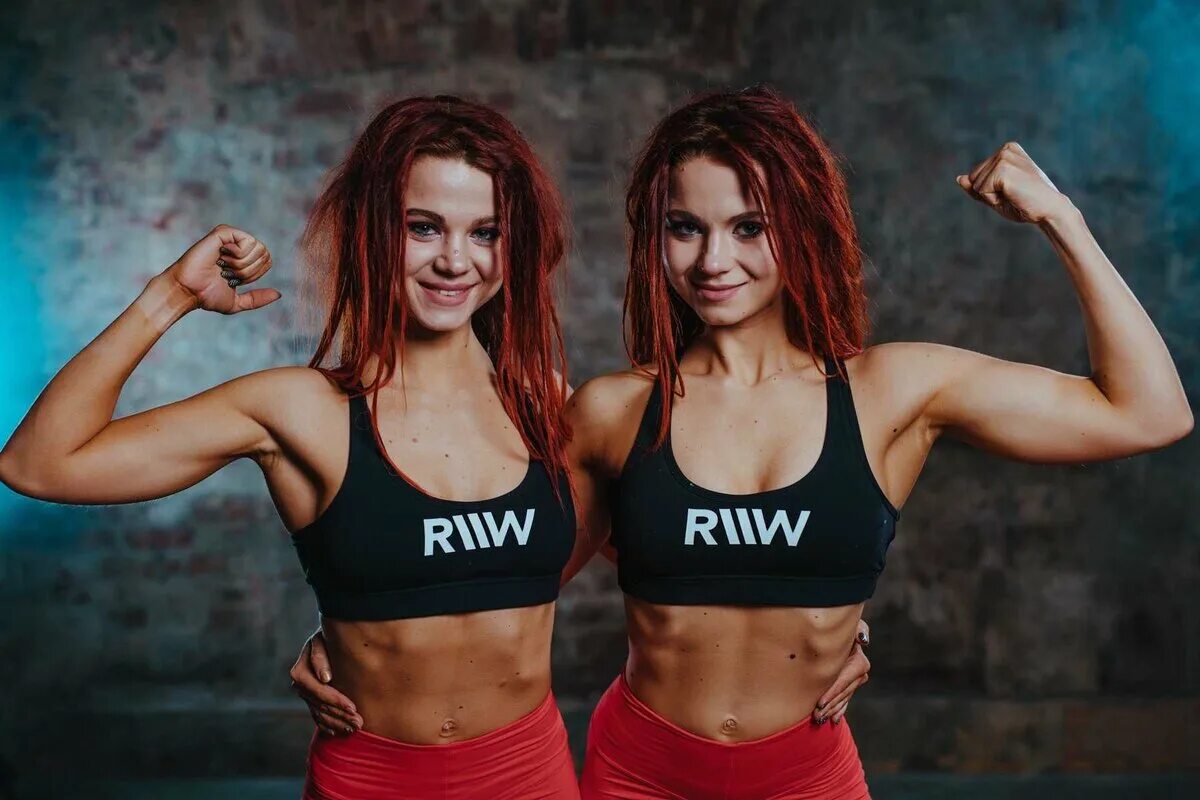 Twinsfit юбилейная ул 11 подольск фото Близняшки-фитоняшки: красотки, которые вместе тренируются и зарабатывают в сети 