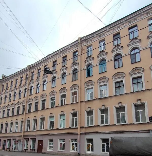 Two ta саперный пер 16 36 фото Продажа комнат общая площадь 140 м2, кухня 12.5 м2