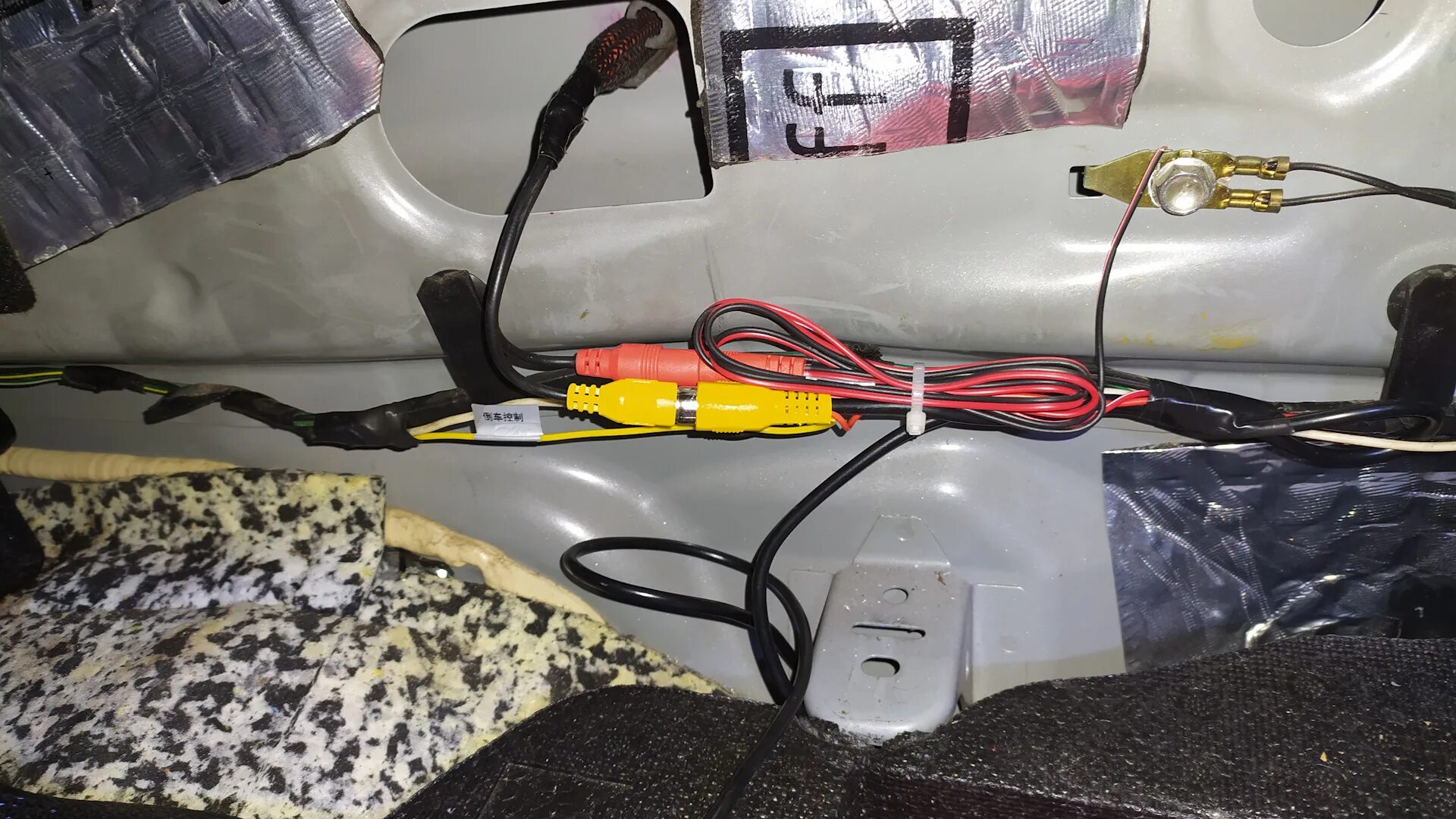 Tyes подключение задней камеры #32 Установка HD-камеры заднего вида от Teyes - Mazda 6 (2G) GH, 2 л, 2008 года 