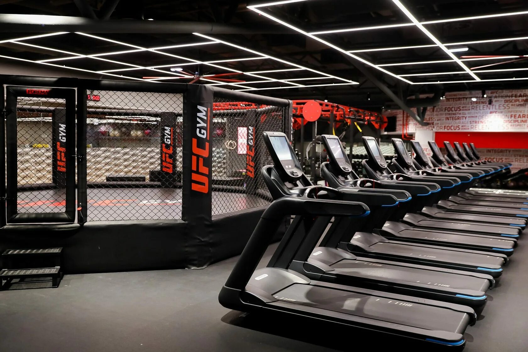 Ufc gym ул генерала иванова 1 фото Онлайн-покупка карты фитнес-клуба UFC GYM UFC GYM в Москве