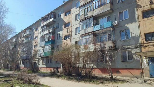 Ugrafoto 1 й микрорайон 46 фото 3-к. квартира, 56,8 м², 1/5 эт. на продажу в Энгельсе Купить квартиру Авито