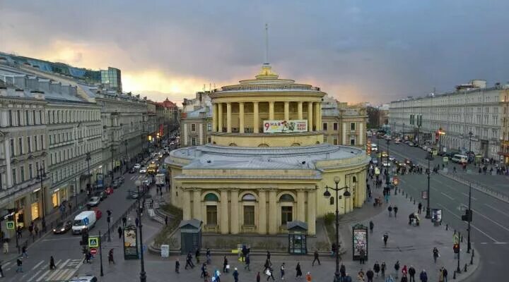 Underground площадь восстания 1 фото Церковь Входа Господня в Иерусалим в Санкт-Петербурге (Знаменская) Санкт-Петербу