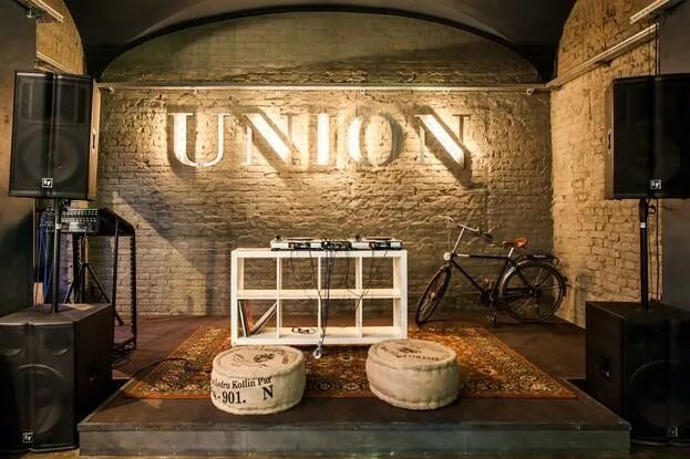 Union литейный просп 55 санкт петербург фото Летняя терраса в ресторане Union Спецпроекты restorating.ru