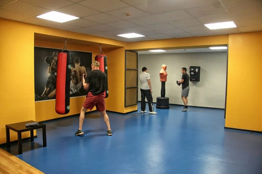 Urban gym первомайская ул 1 фото Urban Gym, фитнес-клуб, Первомайская ул., 1, Глазов, Россия - Яндекс Карты