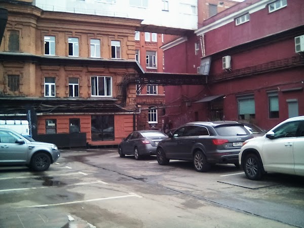 Urbanator берсеневский пер 3 10с7 москва фото Fabrika Cafe Gallery, +7 495 506-10-91, Берсеневский пер., 5, стр. 3, Москва, Ро