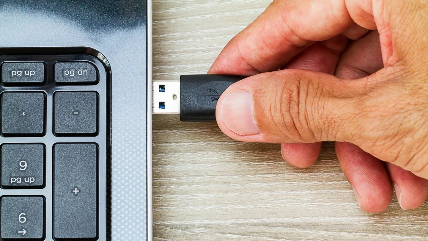 Usb флешка подключение к компьютеру USB-Stick: Darum sollten Sie das Speichergerät immer sachgemäß entfernen STERN.d