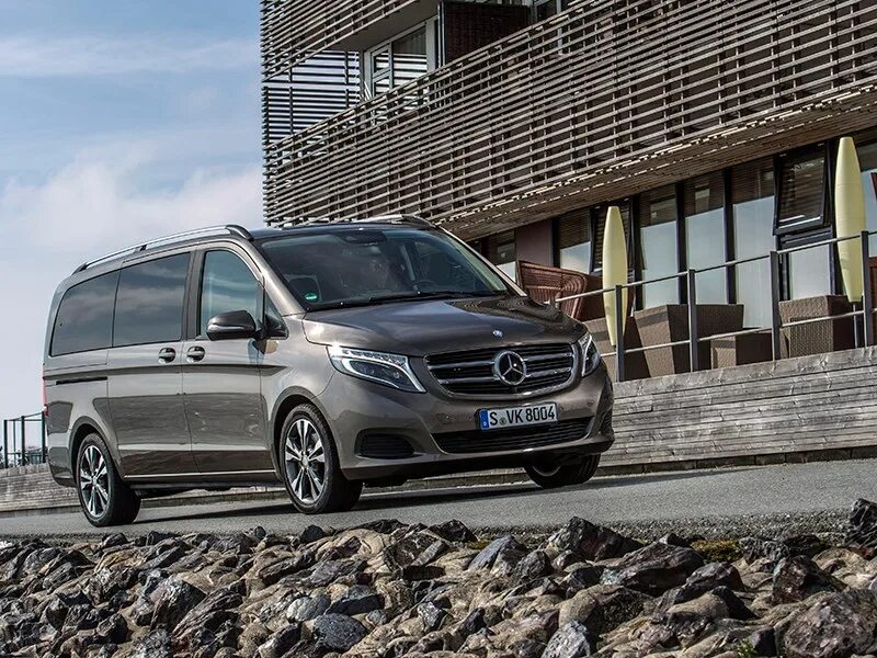 V класс фото Фото Mercedes-Benz V-Class (2014 - 2019) поколение III - фотография 141