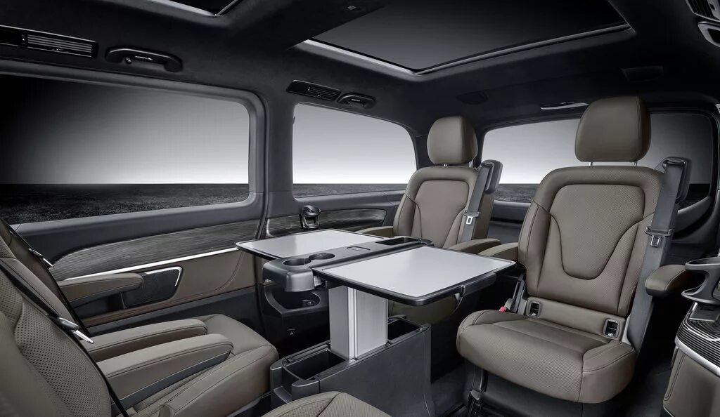 V класс фото Mercedes-Benz V-Class 250 d AT L3 AVG Collection 4Matic 190 л.с., дизель в лизин