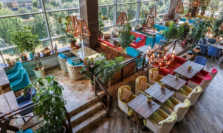 Van gogh просп металлургов 6 фото Van Gogh - Банкетные залы и рестораны: интерьер банкетных залов, Летняя веранда,
