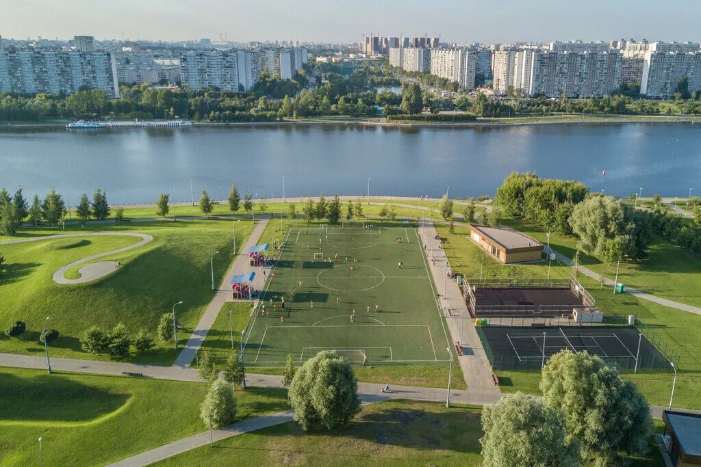 Vecher москва парк братеевская набережная фото Молодежная футбольная лига Братеево, спортивное объединение, Братеевская ул., 21