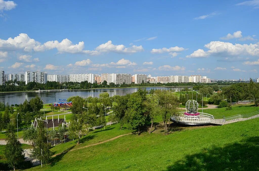 Vecher москва парк братеевская набережная фото Братеевский каскадный парк