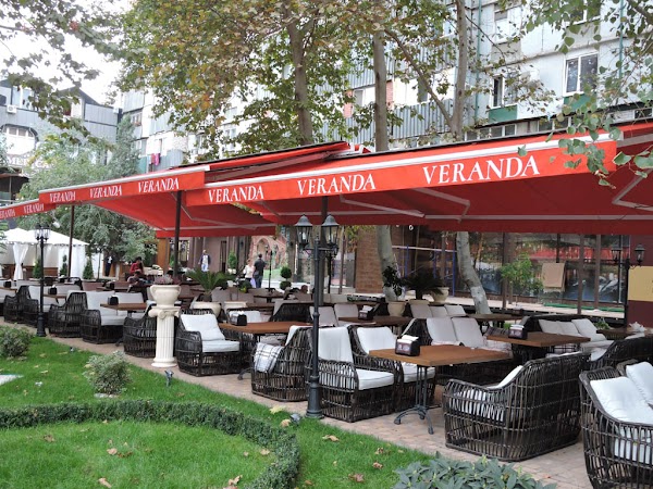 Veranda просп расула гамзатова 18 махачкала фото Veranda, просп. Расула Гамзатова, 18, Makhachkala, Респ. Дагестан, Urusi, 367013