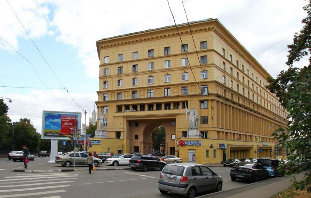 Verona подколокольный пер 16 2с2 москва фото Продажа четырёхкомнатной квартиры Москва, метро Китай-город, Подколокольный пере