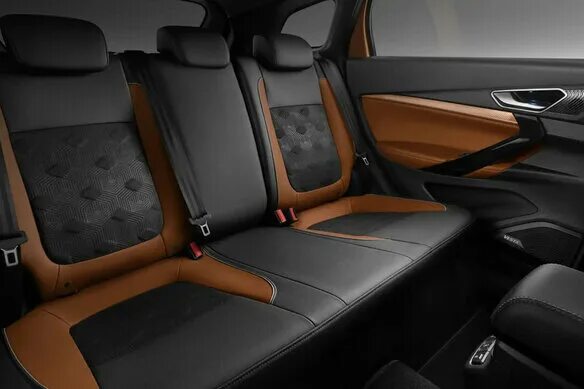 Vesta sw cross фото салона Купить новый Lada (ВАЗ) Vesta I Рестайлинг (NG) SW Cross 1.6 MT (106 л.с.) бензи