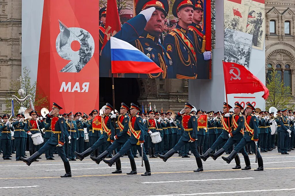 Victory советская площадь 9 фото Светомузыкальное шоу ко Дню Победы в пгт Сириус - Новости отдыха в Сириусе от "С