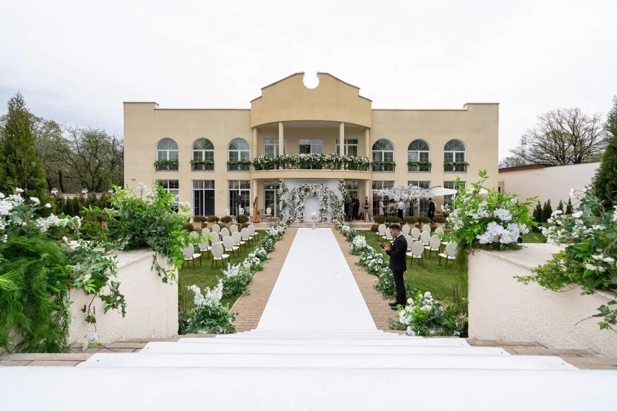 Villa barvikha 135 135 поселок барвиха фото Банкетный зал "Villa Barvikha 135" / "Вилла Барвиха 135", Москва: бронирование, 