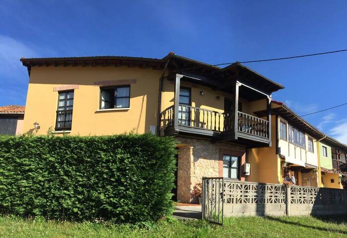 Villa провинция союзная площадь 9а фото Airbnb ® Отпускное жилье в г. Giranes - Провинция Астурия, Испания