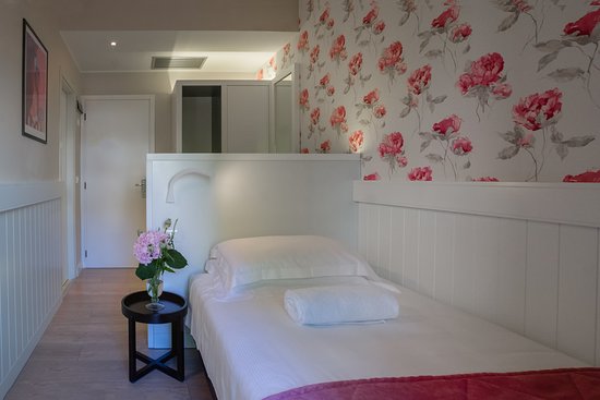 Villa rosa юбилейный бул 31г фото Vista dalle Camere - Picture of Hotel Villa Rosa Riviera, Rimini - Tripadvisor
