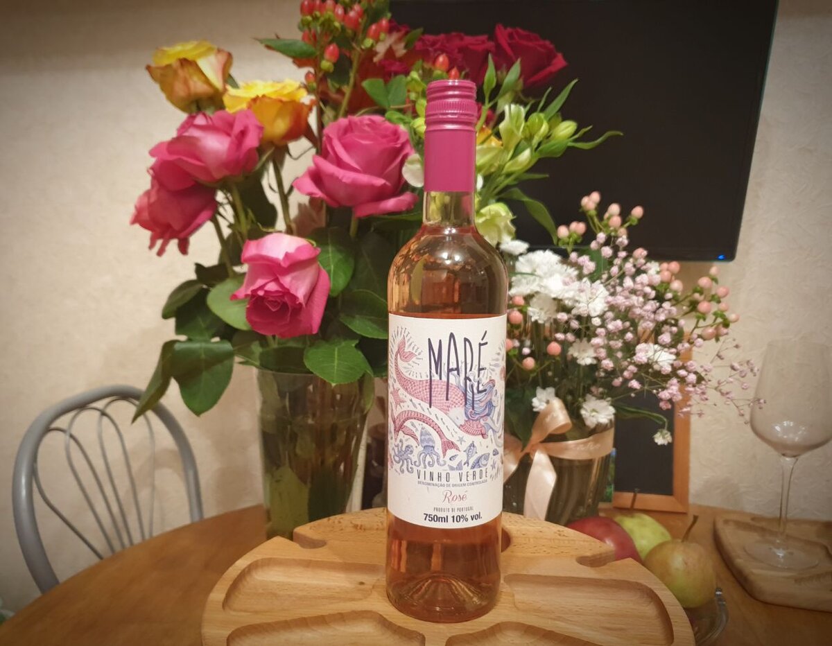 Vino mare набережная ул 2б геленджик фото Море в бутылке: ищите в Пятерочке новое португальское Винью Верде Mare Дегустаци