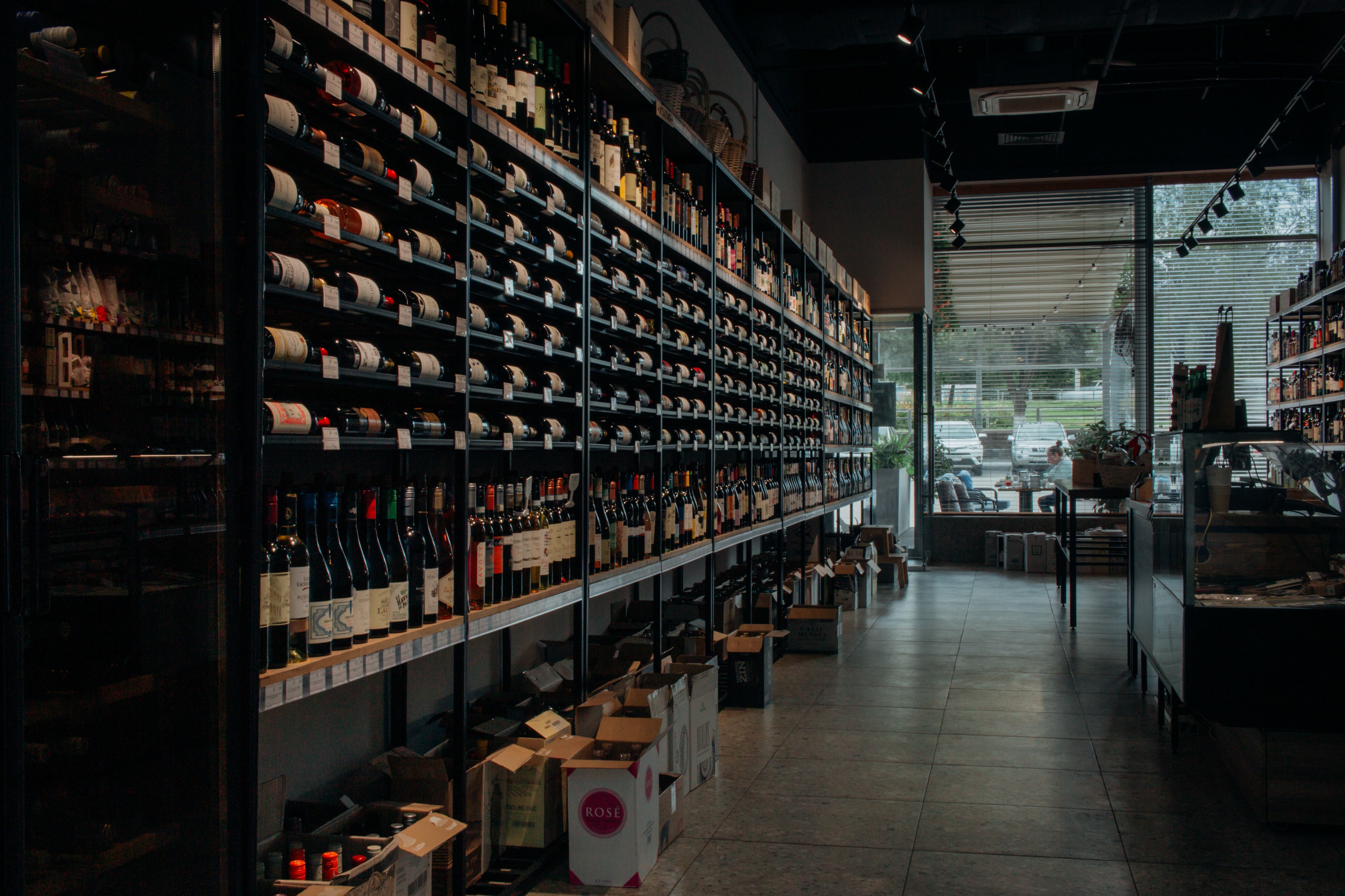 Vinoteca friendly wines самарская ул 203 фото Фото: Vinoteca, алкогольные напитки, Ново-Садовая ул., 160М, Самара - Яндекс Кар