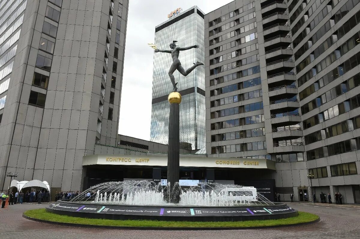 Vipavenue краснопресненская наб 2 1 москва фото Центр международной торговли