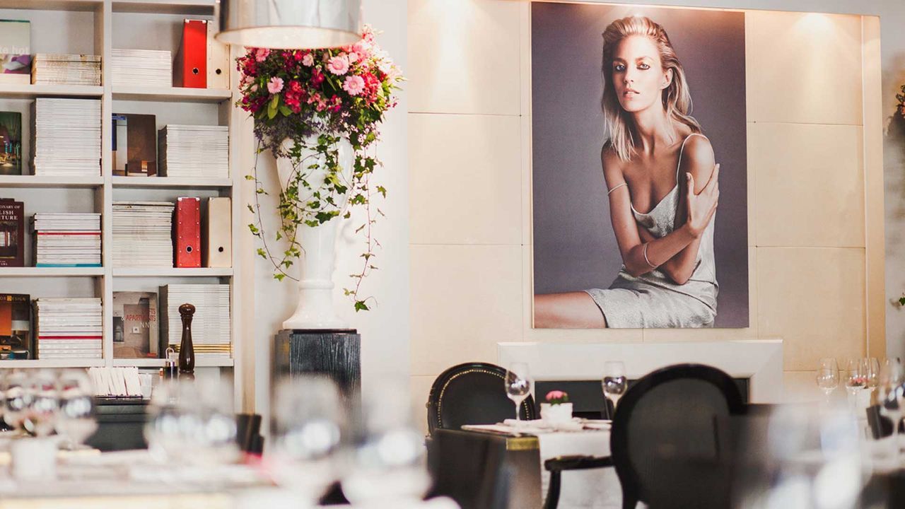 Vogue cafe микрорайон зеленый лог 2а фото What you get when fashion designers turn restaurateurs Condé Nast Traveller Indi