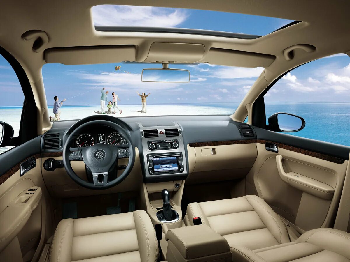 Volkswagen фото салона Выпуск № 26-2019 Volkswagen Touran - 2015 + бонус "Лаванда" Авто Притяжение Дзен