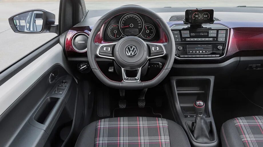 Volkswagen фото салона Хэтчбек Volkswagen up! впервые примерил шильдик GTI - DRIVE2