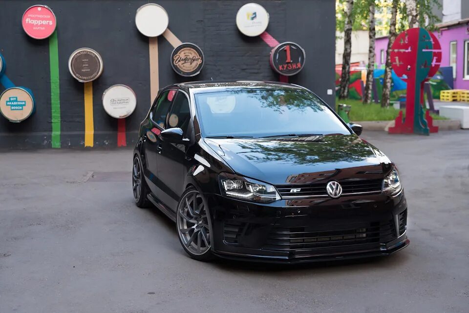Volkswagen polo седан тюнинг VAGBURG Festival 2018 - Selected! (Круиз, руль, ремни, тонер, подвеска) Hankook 