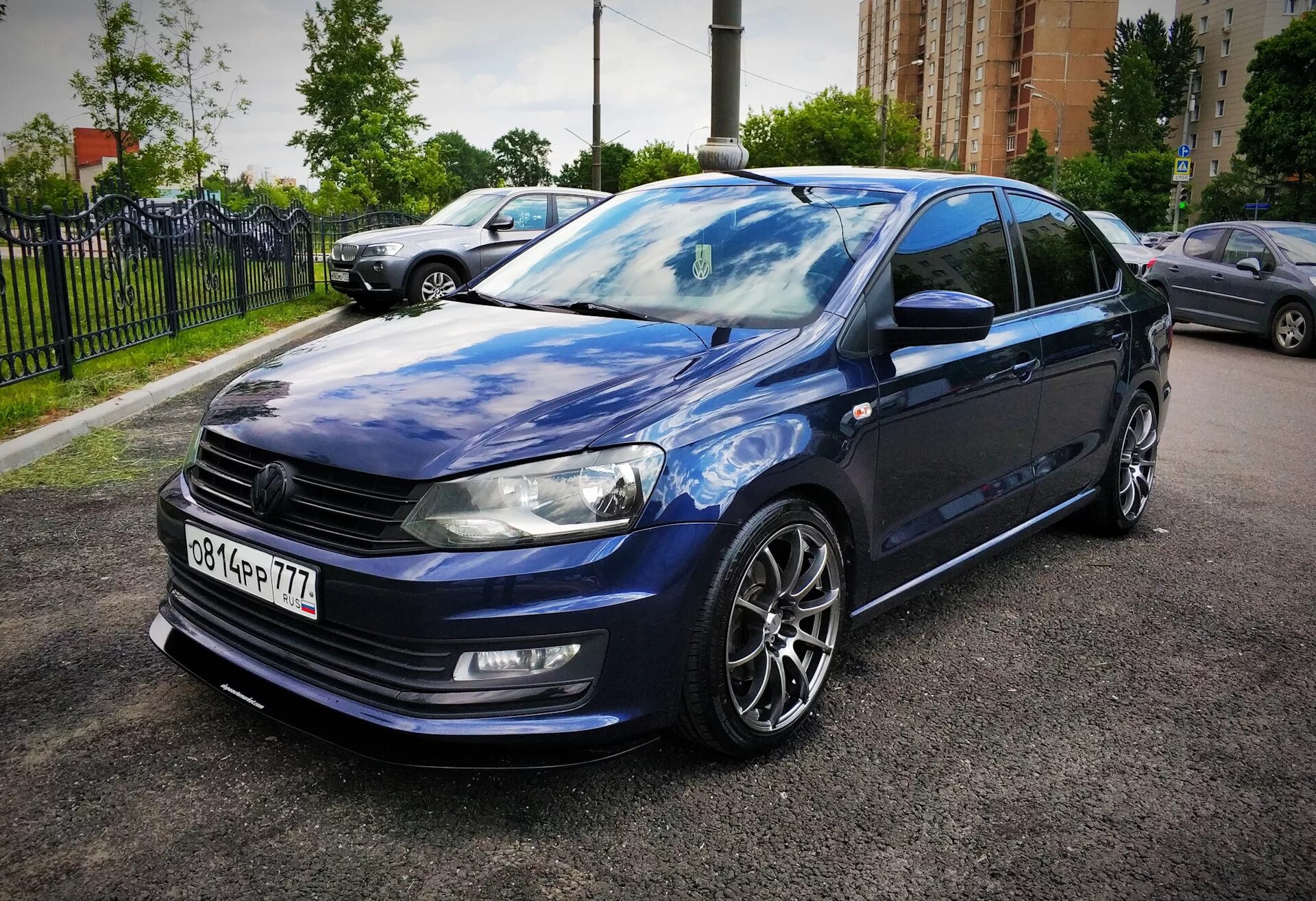 Volkswagen polo седан тюнинг Просто пару кадров - Volkswagen Polo Sedan, 1,6 л, 2016 года тюнинг DRIVE2