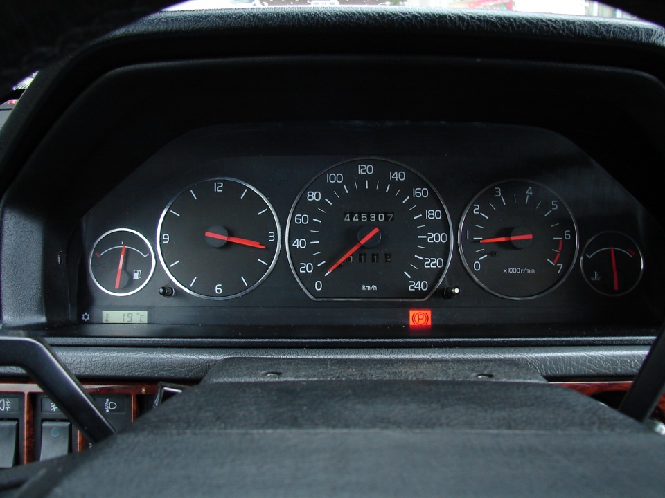 Volvo 960 фото панели приборов Колечки - Volvo 940, 2,3 л, 1997 года аксессуары DRIVE2