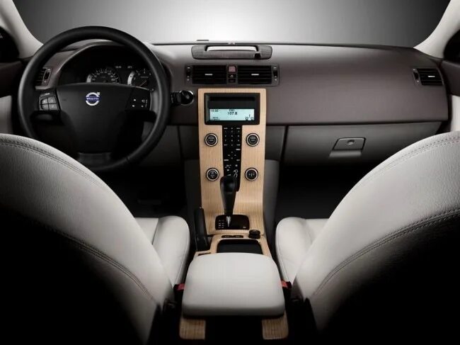 Volvo s40 тюнинг салона Перетяжка салона - Volvo S40 (2G), 0,5 л, 2011 года тюнинг DRIVE2