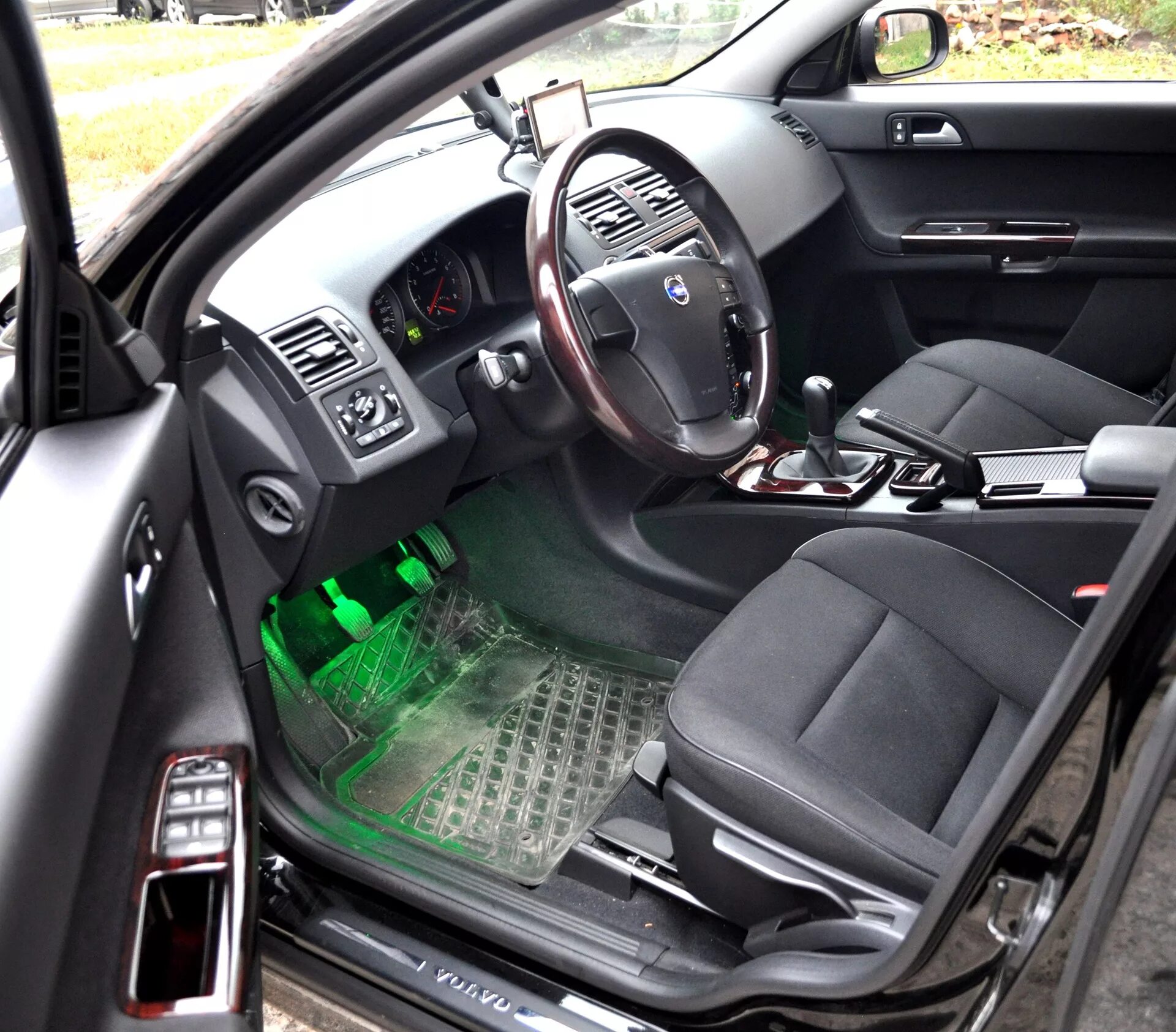 Volvo s40 тюнинг салона Салон_начало (дерево) - Volvo S40 (2G), 1,6 л, 2008 года тюнинг DRIVE2