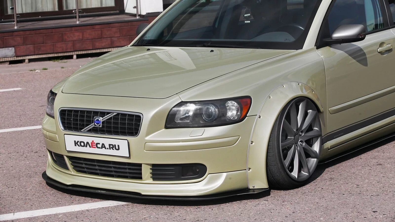 Volvo тюнинг фото Ищу расширители колёсных арок (Фендеры) На Volvo v50 - Volvo V50, 2,4 л, 2008 го