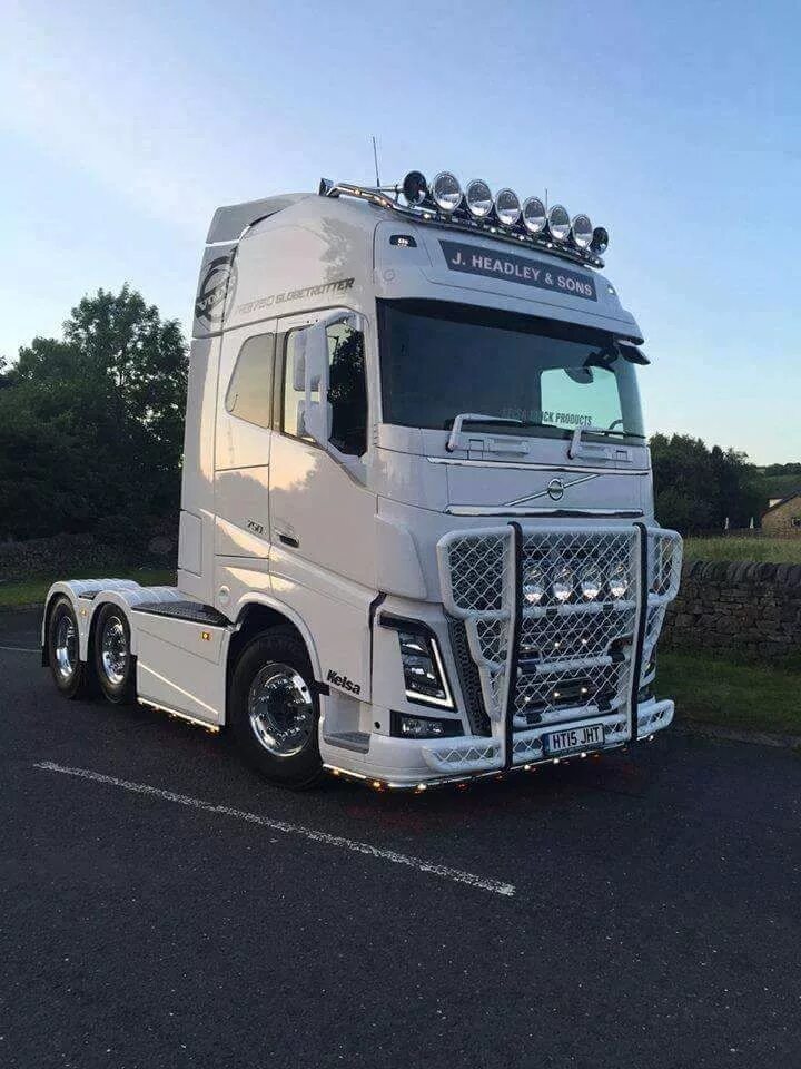 Volvo тюнинг фото VOLVO TRUCK Volvo trucks, Volvo, Mercedes truck