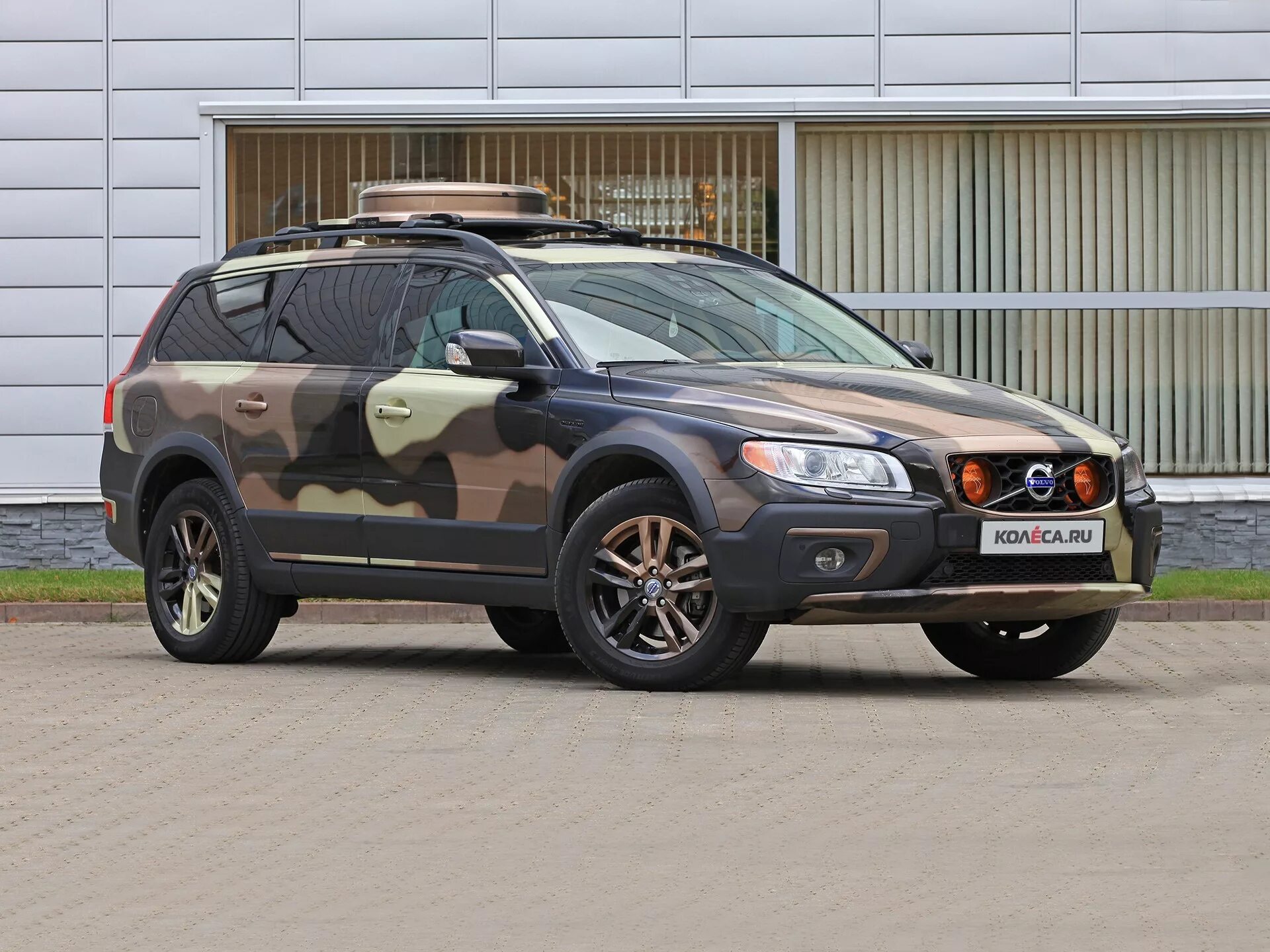 Volvo xc70 тюнинг фото Кинотеатр на бездорожье: тюнинг Volvo XC70 - КОЛЕСА.ру - автомобильный журнал