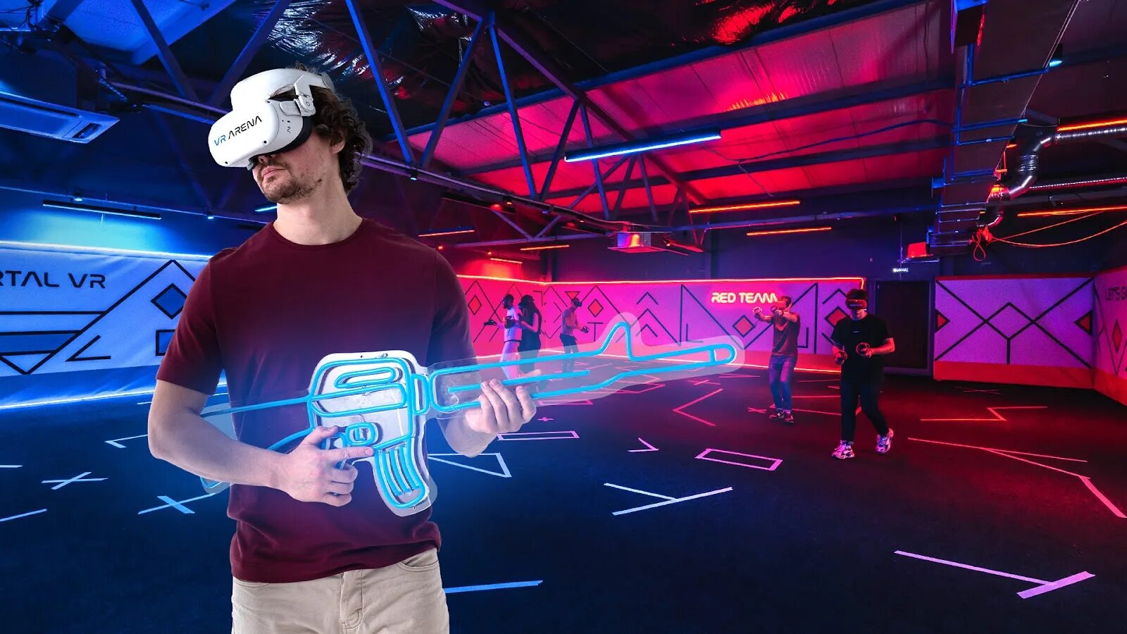Vr арена фото Что такое виртуальная реальность - история, оборудование, применение - Блог - Po