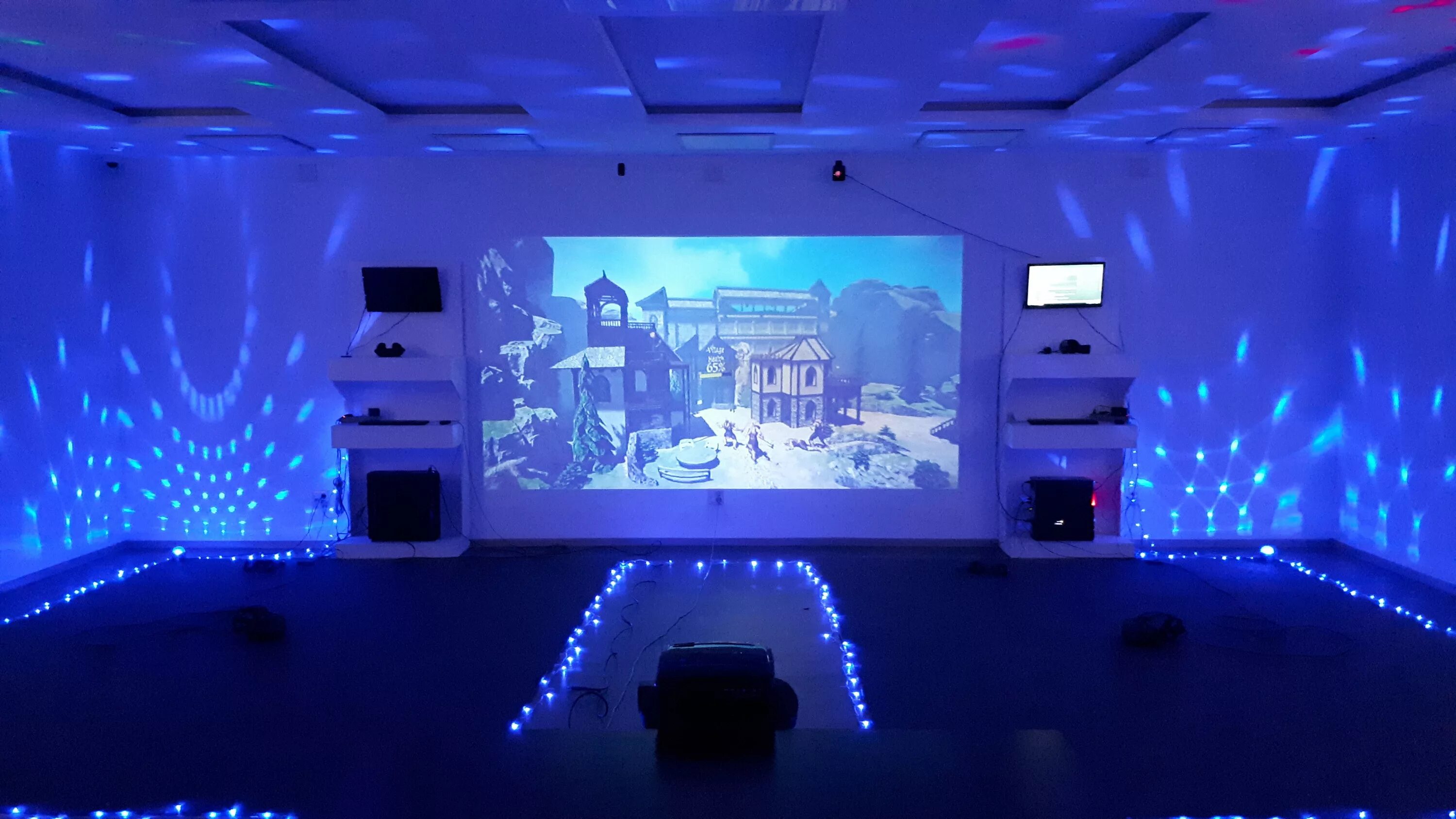 Vr club ул ленина 91 киров фото Больше не работает: VRoom, клуб виртуальной реальности, Киров, Первомайский райо