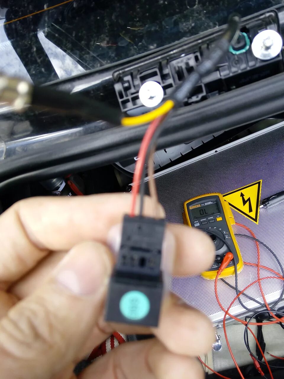 Vw б7 подключение камеры заднего вида Подключение Оригинальной камеры к RCD330G+ (вариант № 3) - Volkswagen Jetta VI, 