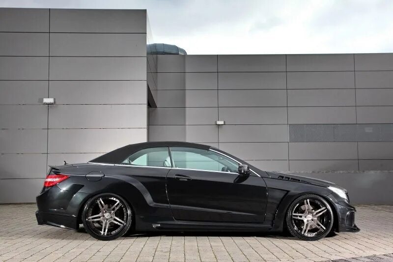 W мерседес тюнинг MEC Design представил эксклюзивный Mercedes E-Class Cerberus - DRIVE2