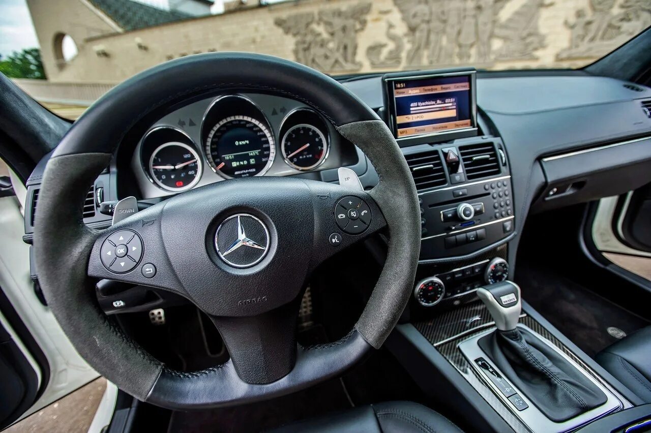 W204 тюнинг салона W204 Brabus B63S/2009 - Сообщество "Mercedes-Benz Life Style" на DRIVE2