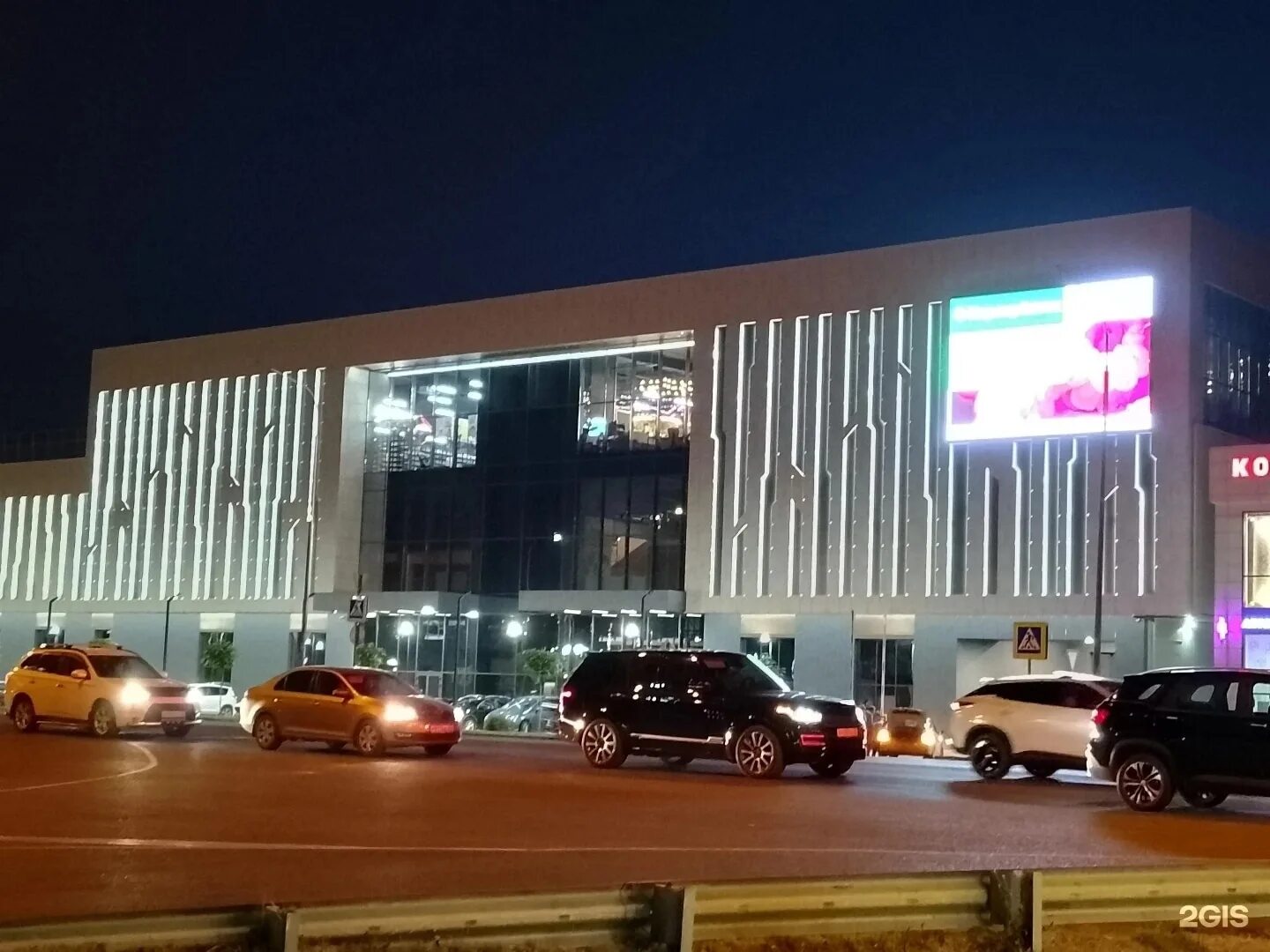 West mall ул западный обход 31 фото Новости быстрой строкой - август 23 Аренда в Торговых и Торгово-Развлекательных 