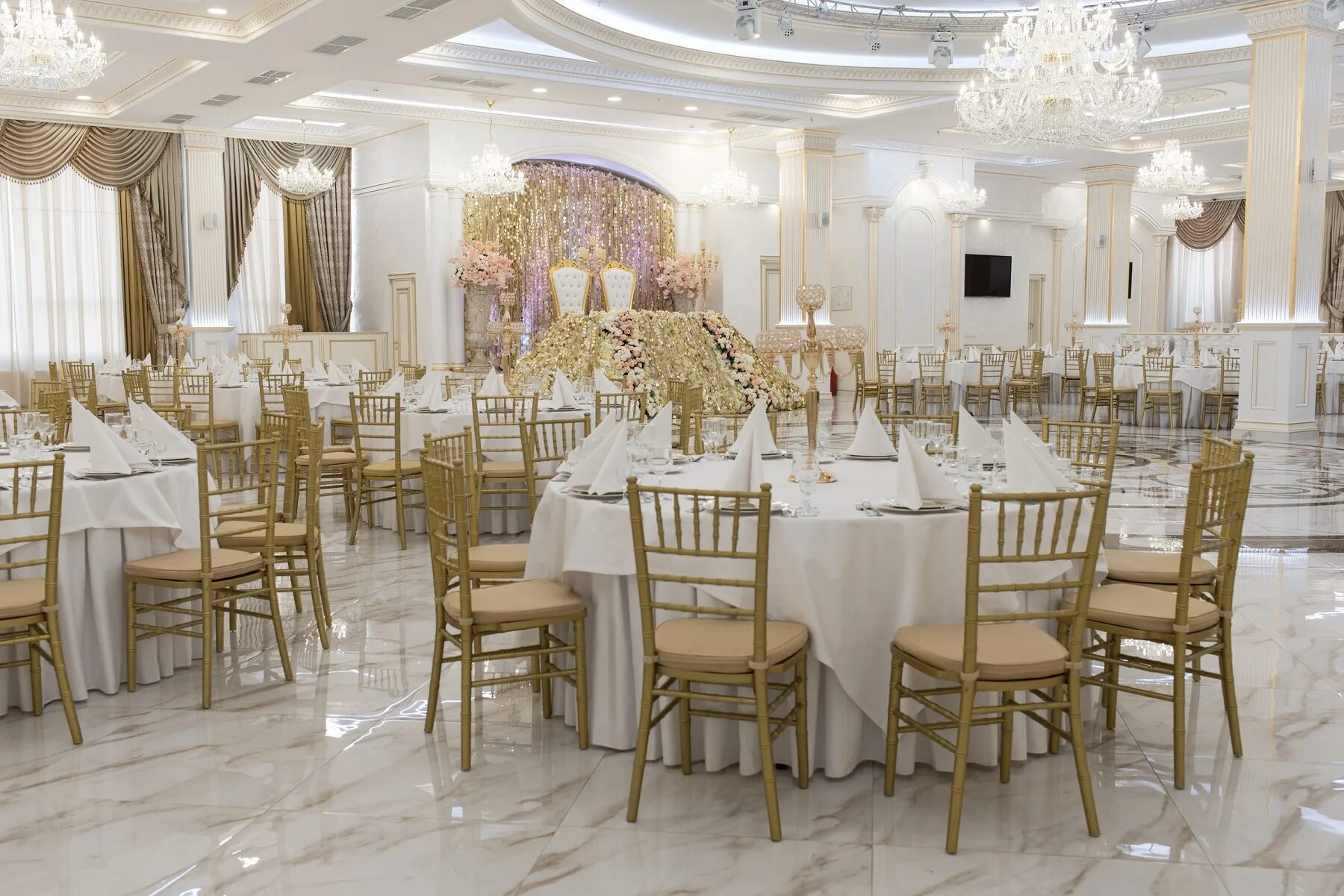White hall пушкин ул землячки 40 фото Ресторан White hall / Вайт Холл - проведение свадьбы в Москве WedWed