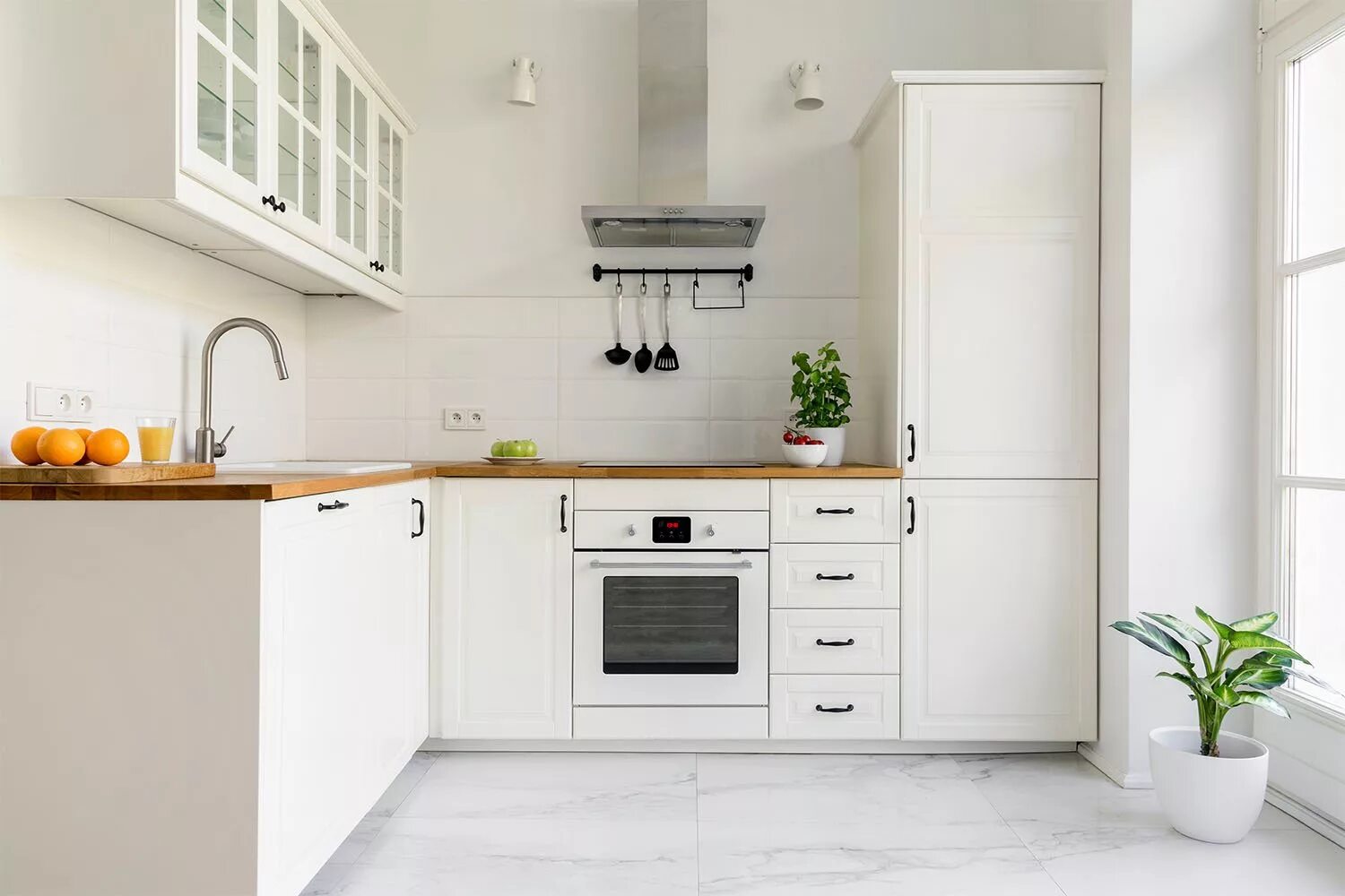 White kitchen пушкинская ул 14 фото Белая кухня: секреты чистоты - блог "Hoff Вдохновение"