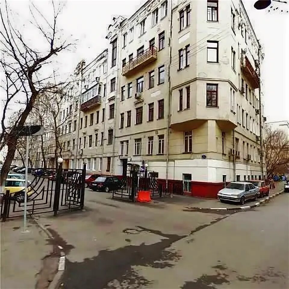 White yoga трехпрудный пер 11 13с2 фото Продается двухкомнатная квартира в Москве 55 кв.м., метро Маяковская, Трехпрудны
