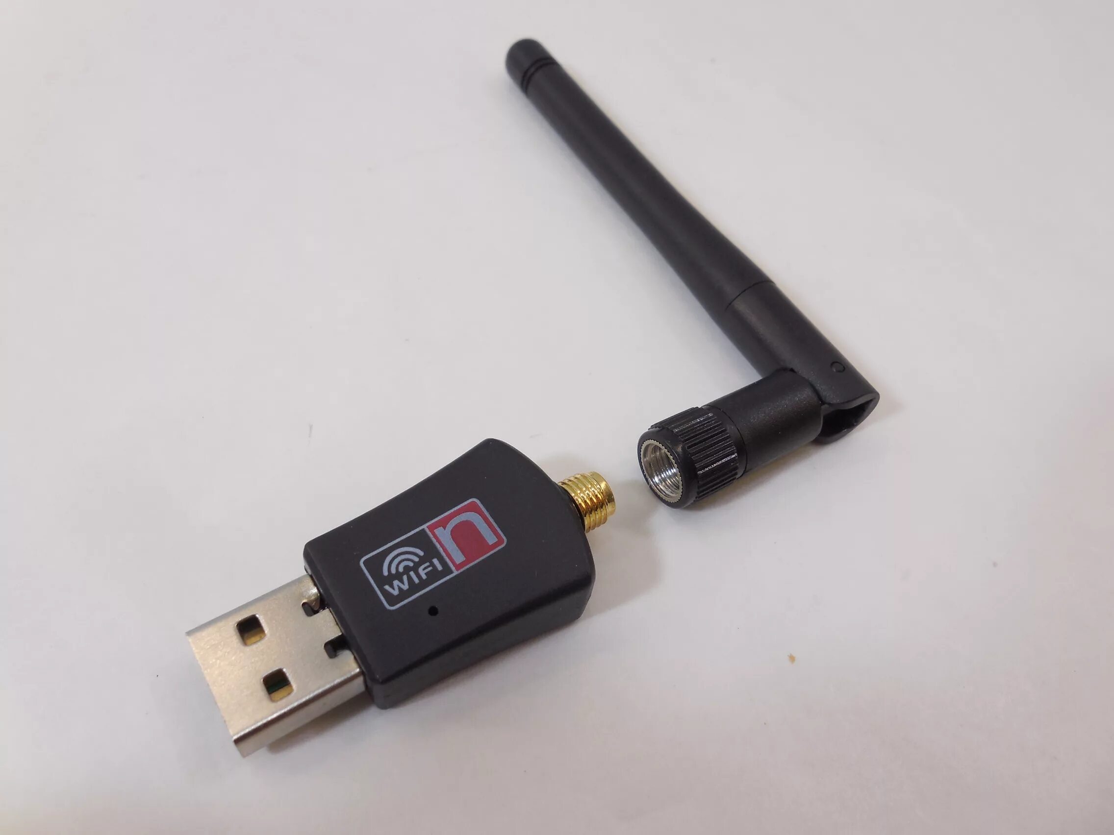 Wifi адаптер как подключить к пк Wi-Fi адаптер USB2.0 802.11n 300MB/s с антенной